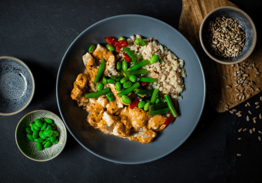 Rotes Hähnchen Curry